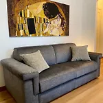 Appartement 11 *